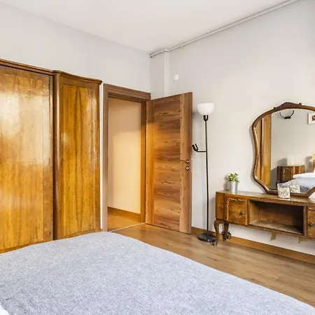 Apartamento Exceptional Flat With Balcony In Sisli *